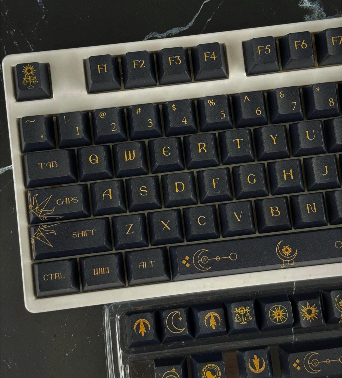 Dark Starry Night Sky Keycap Set, Celestial Theme Keycap Set for Mechanical Keyboard, Astronomy Keycaps Set, Cherry Profile, Gifts - 图片 7