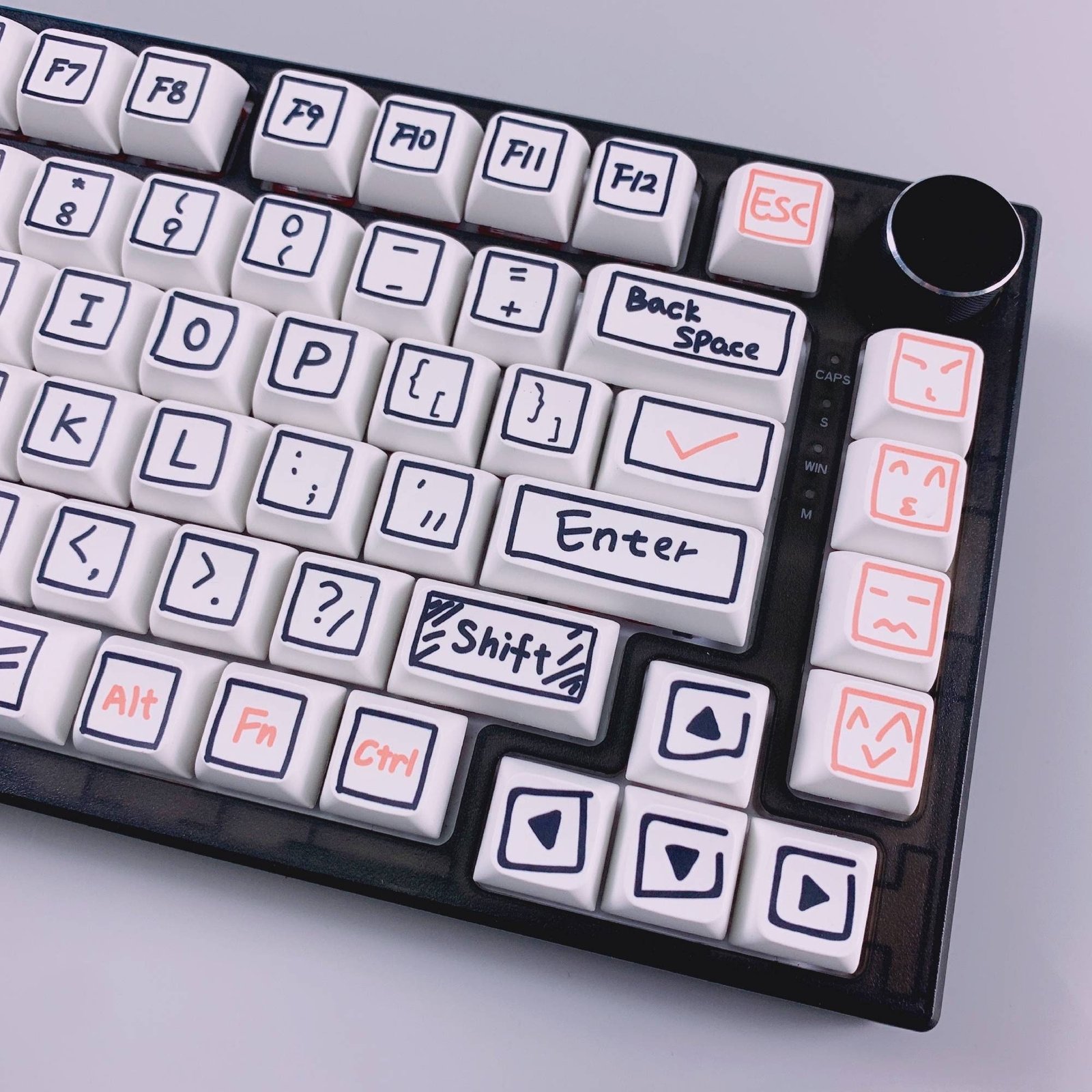 White Personalized Graffiti Keycaps Set, PBT XDA 87/68/980/108 Key, Mechanical Keyboard Key Cap, Artisan Universal Cute Japanese Keycaps - 图片 4